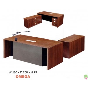 Meja Kantor CARRERA OMEGA