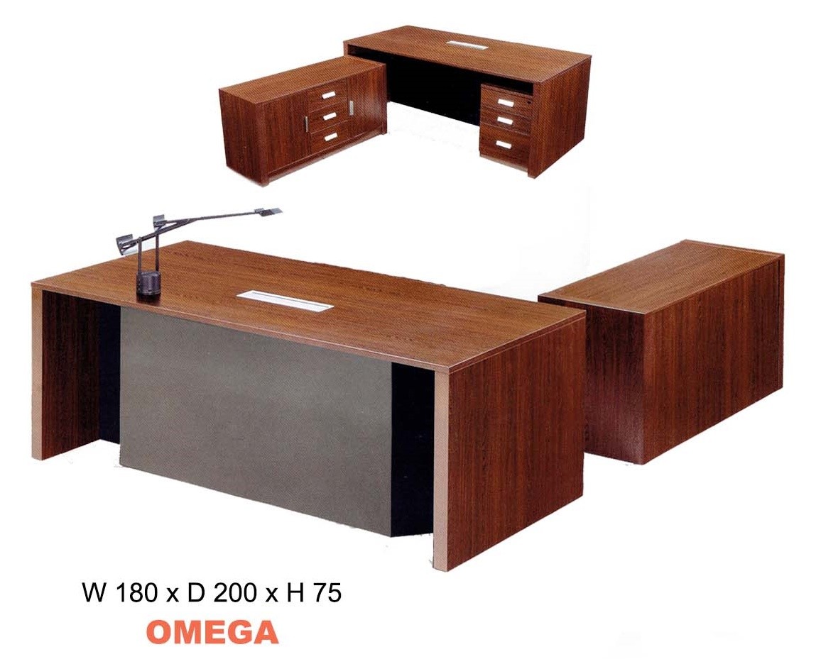 Meja Kantor CARRERA OMEGA