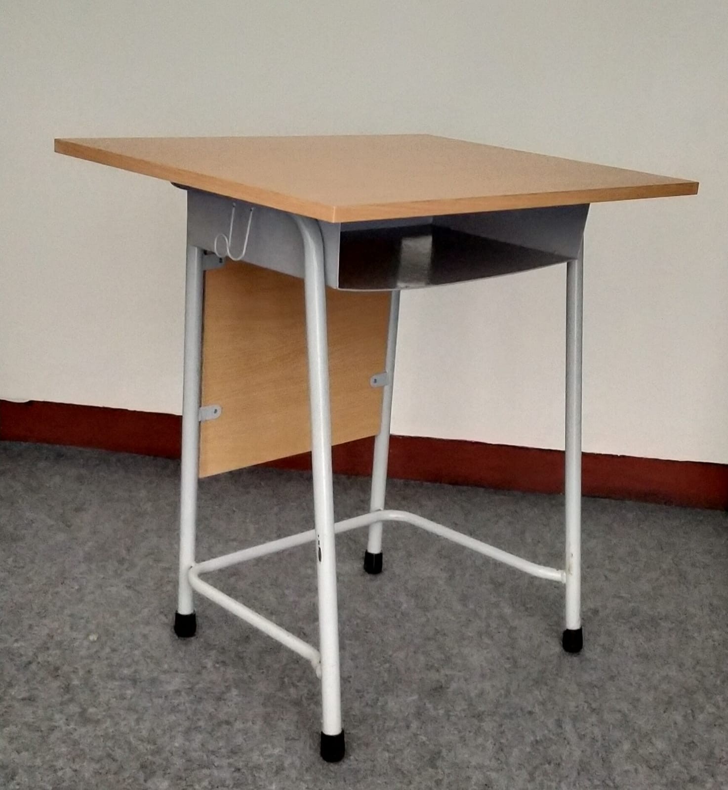 MEJA SEKOLAH YAMANAKA Y 102F